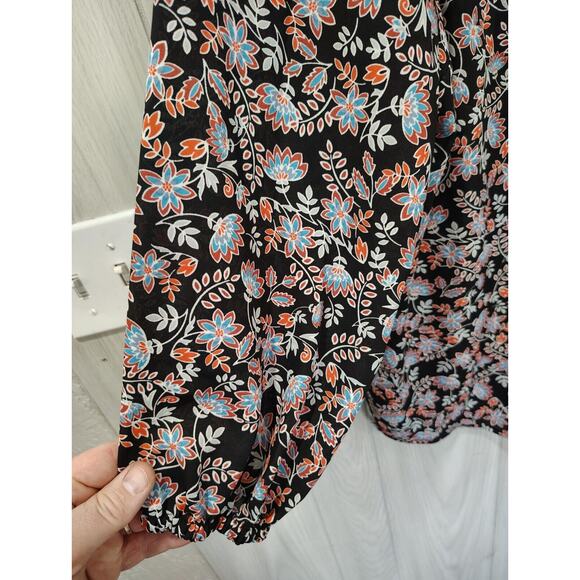 Terra Sky Dark Floral Vneck Tie Front Blouse Plus Size 2x 20w/22w Button Up Boho - Picture 2 of 9